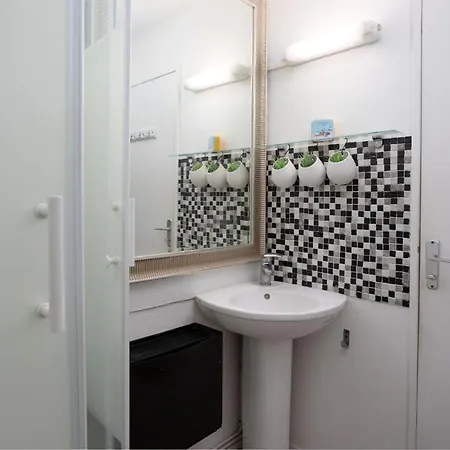 Les Marquises-1 By Interhome